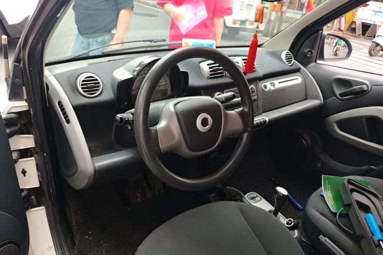 Used smart fortwo 2012 1.0 MHD Hardtop Standard Edition Steering Wheel