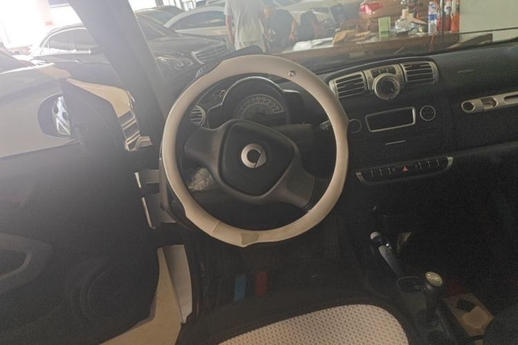Used smart fortwo 2012 1.0 MHD Hardtop Standard Edition Steering Wheel