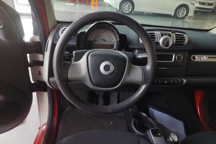Used smart fortwo 2012 1.0 MHD Hardtop Standard Edition Steering Wheel