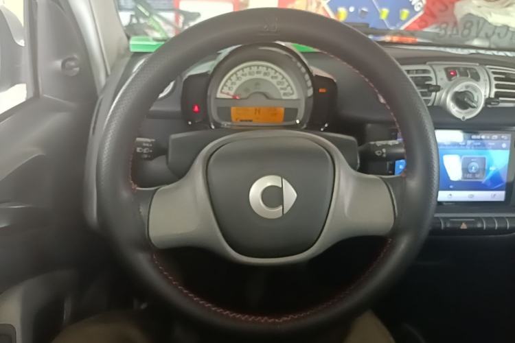 Used smart fortwo 2012 1.0 MHD Hardtop Comfort Edition Steering Wheel