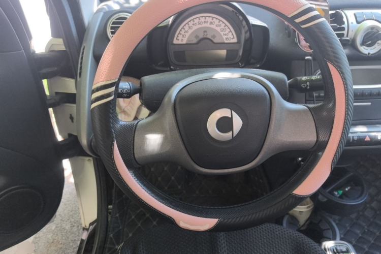 Used smart fortwo 2012 1.0 MHD Hardtop Standard Edition Steering Wheel
