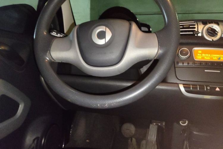 Used smart fortwo 2012 1.0 MHD Hardtop Standard Edition Steering Wheel