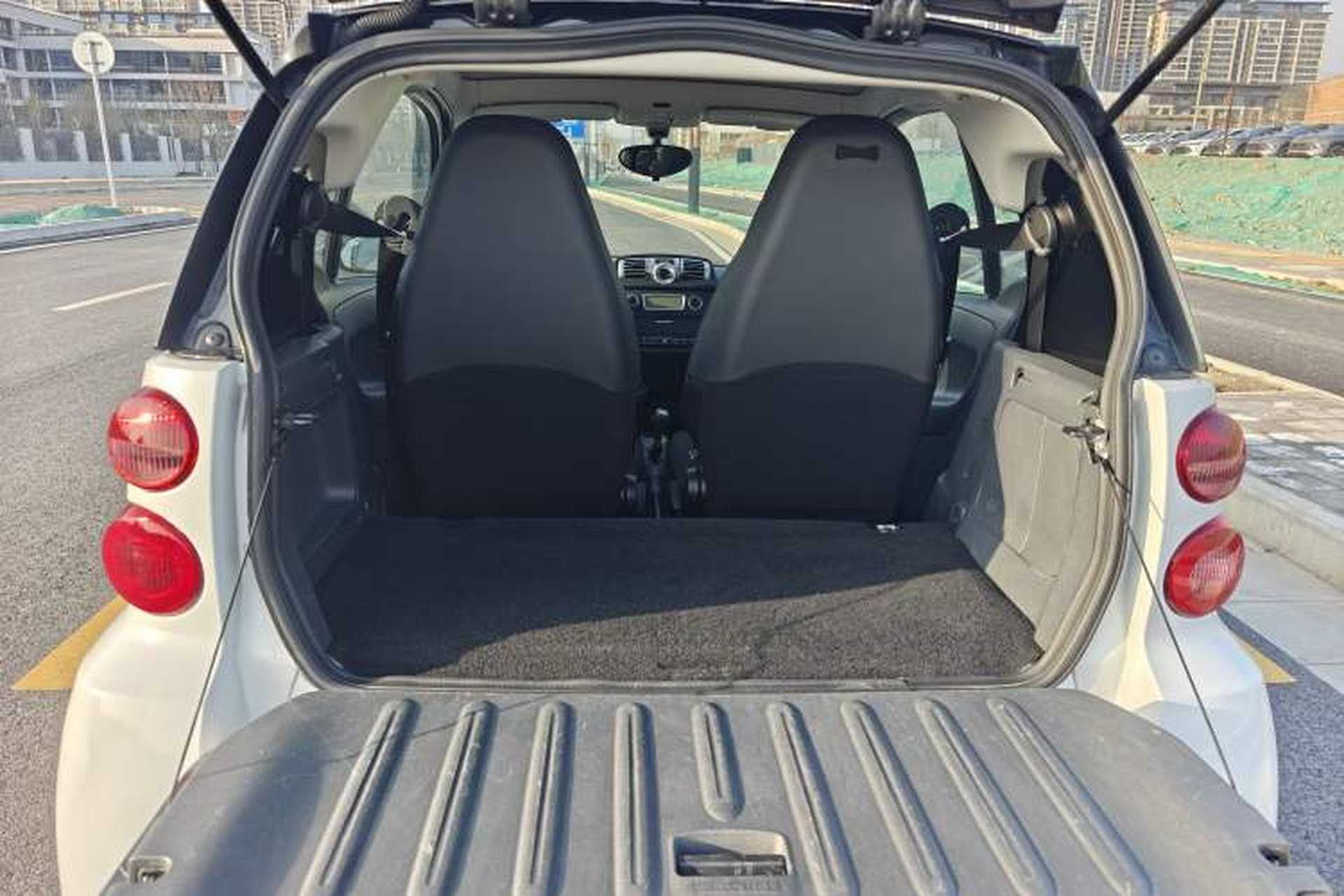 Used smart fortwo 2012 1.0 MHD Hardtop Standard Edition Trunk