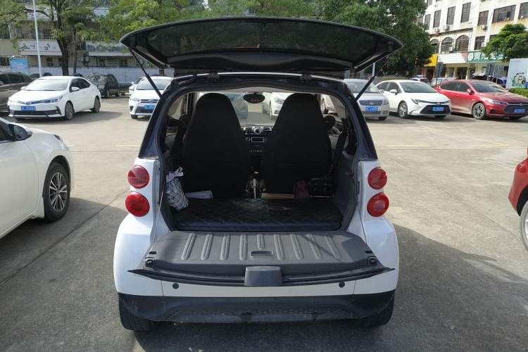 Used smart fortwo 2012 1.0 MHD Hardtop Standard Edition Trunk