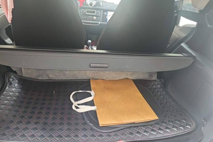 Used smart fortwo 2012 1.0 MHD Hardtop Comfort Edition Trunk