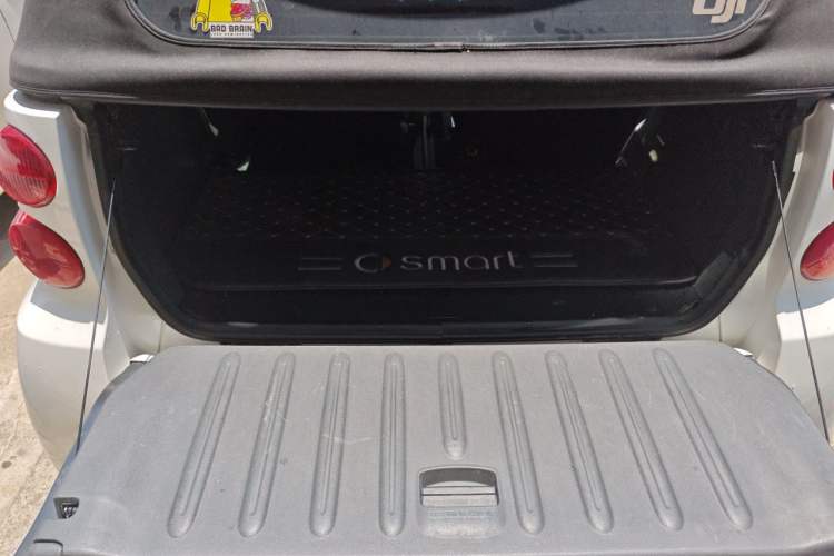 Used smart fortwo 2012 1.0 MHD Convertible Passion Edition Trunk