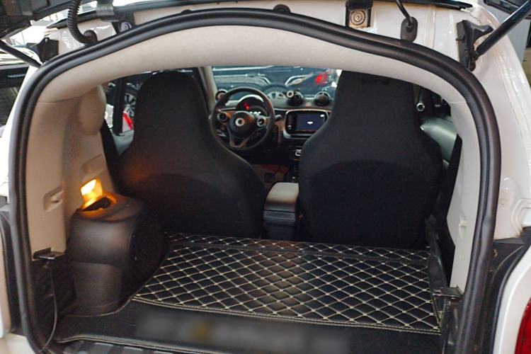 Used smart fortwo 2012 1.0 MHD Hardtop Comfort Edition Trunk
