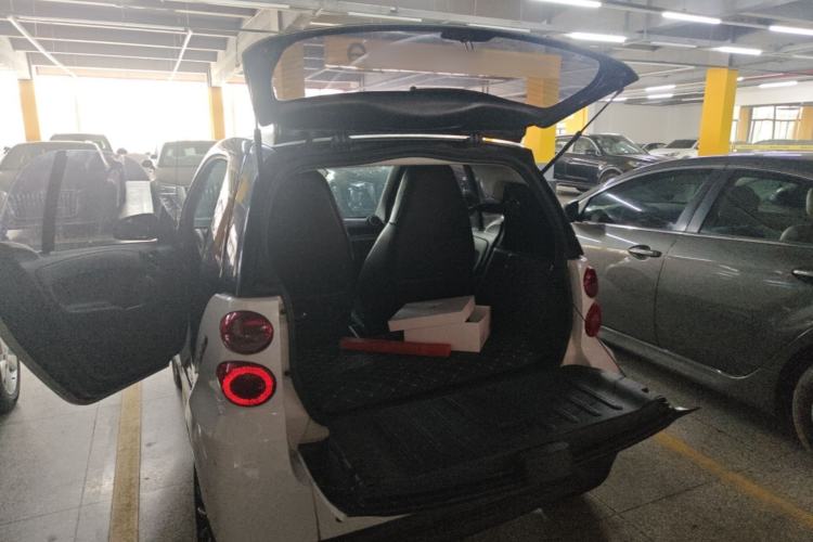 Used smart fortwo 2012 1.0 MHD Hardtop Standard Edition Trunk