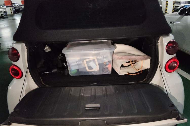 Used smart fortwo 2012 1.0T Convertible Passion Edition Trunk
