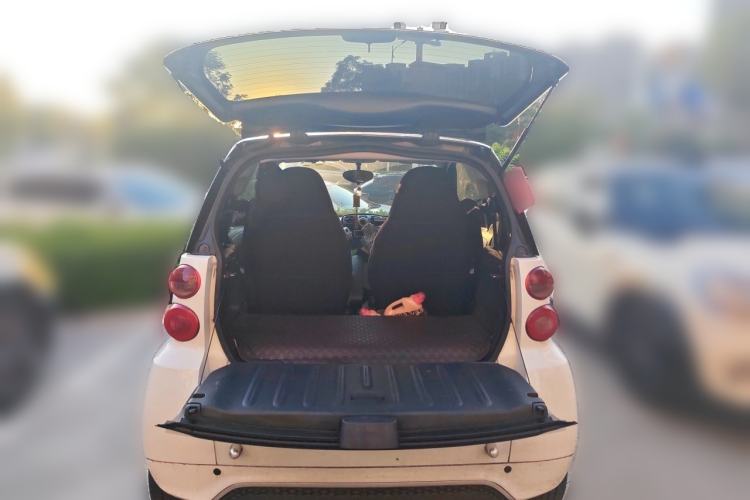 Used smart fortwo 2012 1.0 MHD Hardtop Comfort Edition Trunk