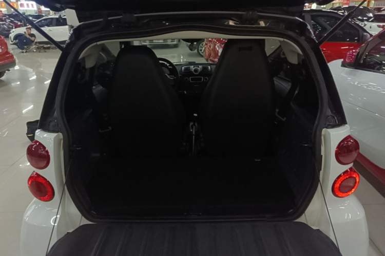 Used smart fortwo 2012 1.0 MHD Hardtop Standard Edition Trunk