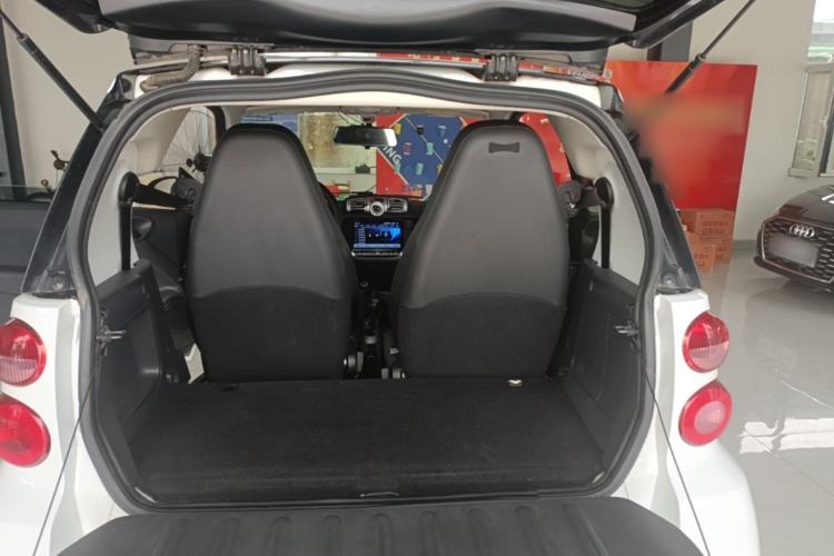 Used smart fortwo 2012 1.0 MHD Hardtop Comfort Edition Trunk