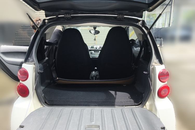 Used smart fortwo 2012 1.0 MHD Hardtop Standard Edition Trunk