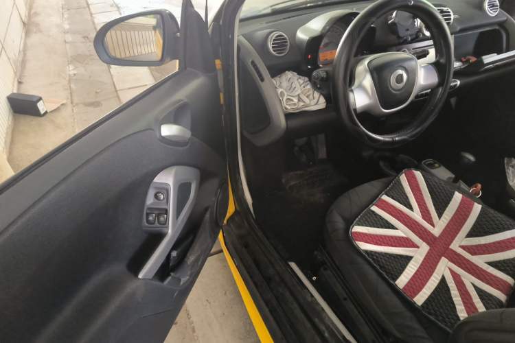 Used smart fortwo 2012 1.0 MHD Hardtop Passion Edition Driver Seat