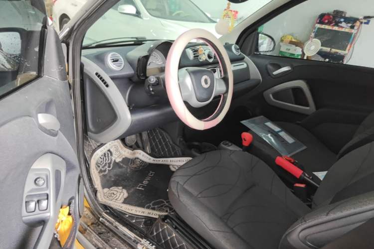 Used smart fortwo 2012 1.0 MHD Hardtop Passion Edition Driver Seat