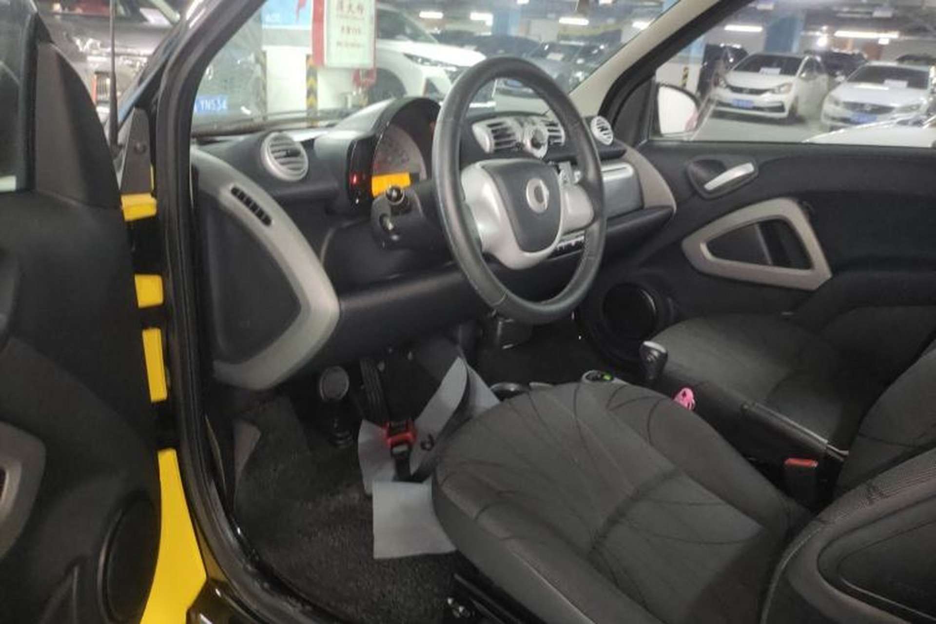Used smart fortwo 2012 1.0 MHD Hardtop Passion Edition Driver Seat