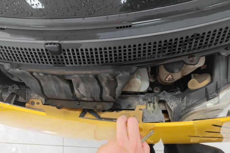 Used smart fortwo 2012 1.0 MHD Hardtop Passion Edition Engine Bay