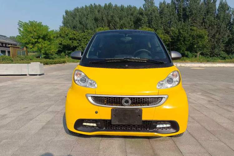 Used smart fortwo 2012 1.0 MHD Hardtop Passion Edition Exterior 1