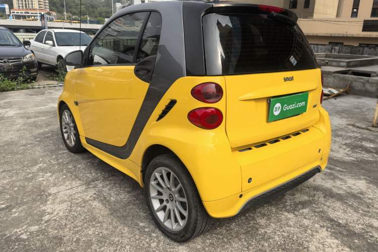 Used smart fortwo 2012 1.0 MHD Hardtop Comfort Edition Exterior 3