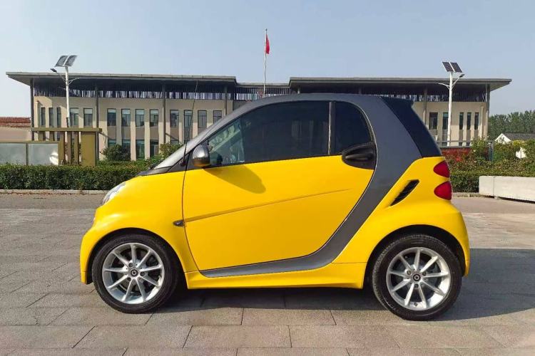 Used smart fortwo 2012 1.0 MHD Hardtop Passion Edition Exterior 4