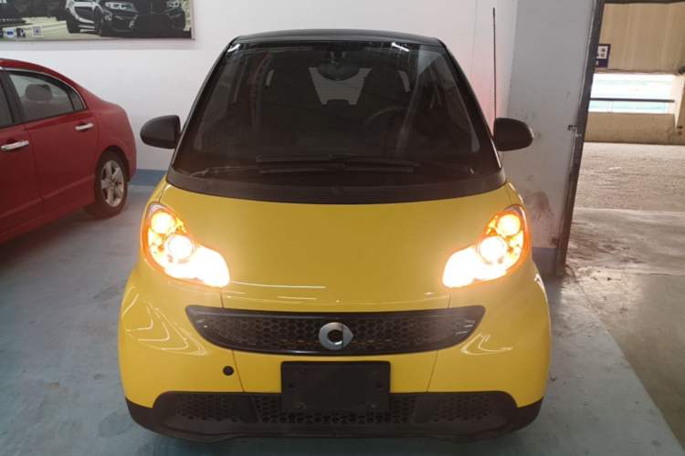 Used smart fortwo 2012 1.0 MHD Hardtop Standard Edition Front