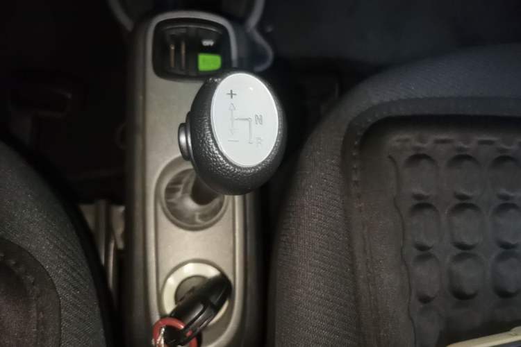 Used smart fortwo 2012 1.0 MHD Hardtop Standard Edition Gear Lever