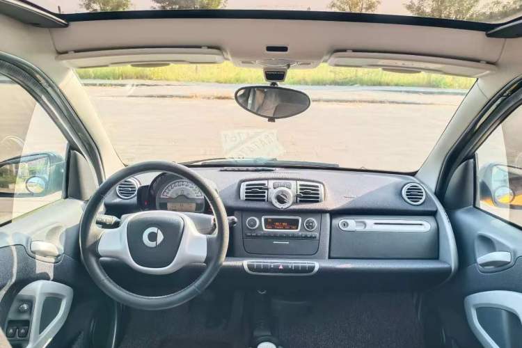 Used smart fortwo 2012 1.0 MHD Hardtop Passion Edition Interior 1