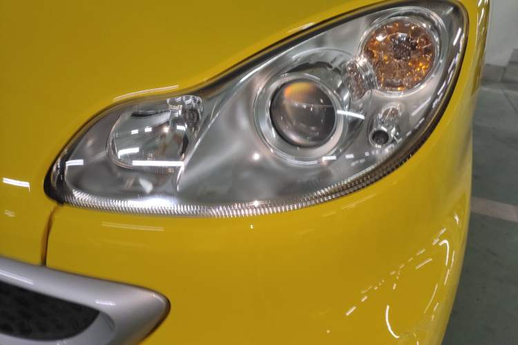 Used smart fortwo 2012 1.0 MHD Hardtop Passion Edition Left Front Headlight