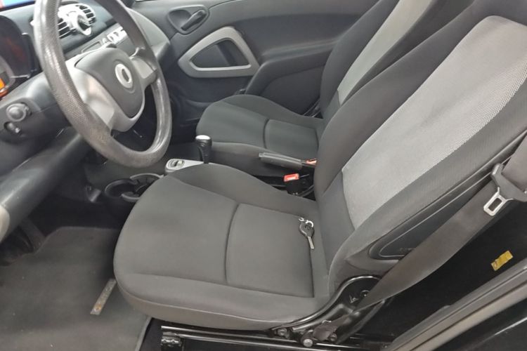 Used smart fortwo 2012 1.0 MHD Hardtop Comfort Edition Left Front Seat
