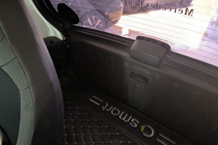 Used smart fortwo 2012 1.0 MHD Hardtop Passion Edition Left Rear Seat