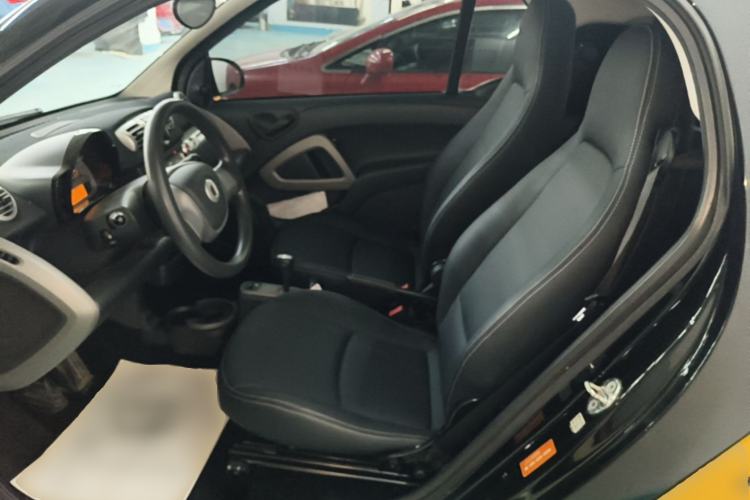 Used smart fortwo 2012 1.0 MHD Hardtop Standard Edition Left Rear Seat