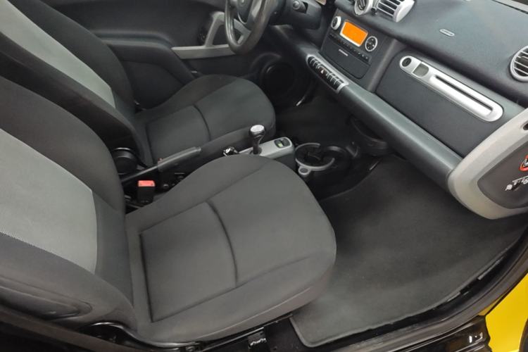 Used smart fortwo 2012 1.0 MHD Hardtop Comfort Edition Right Front Seat
