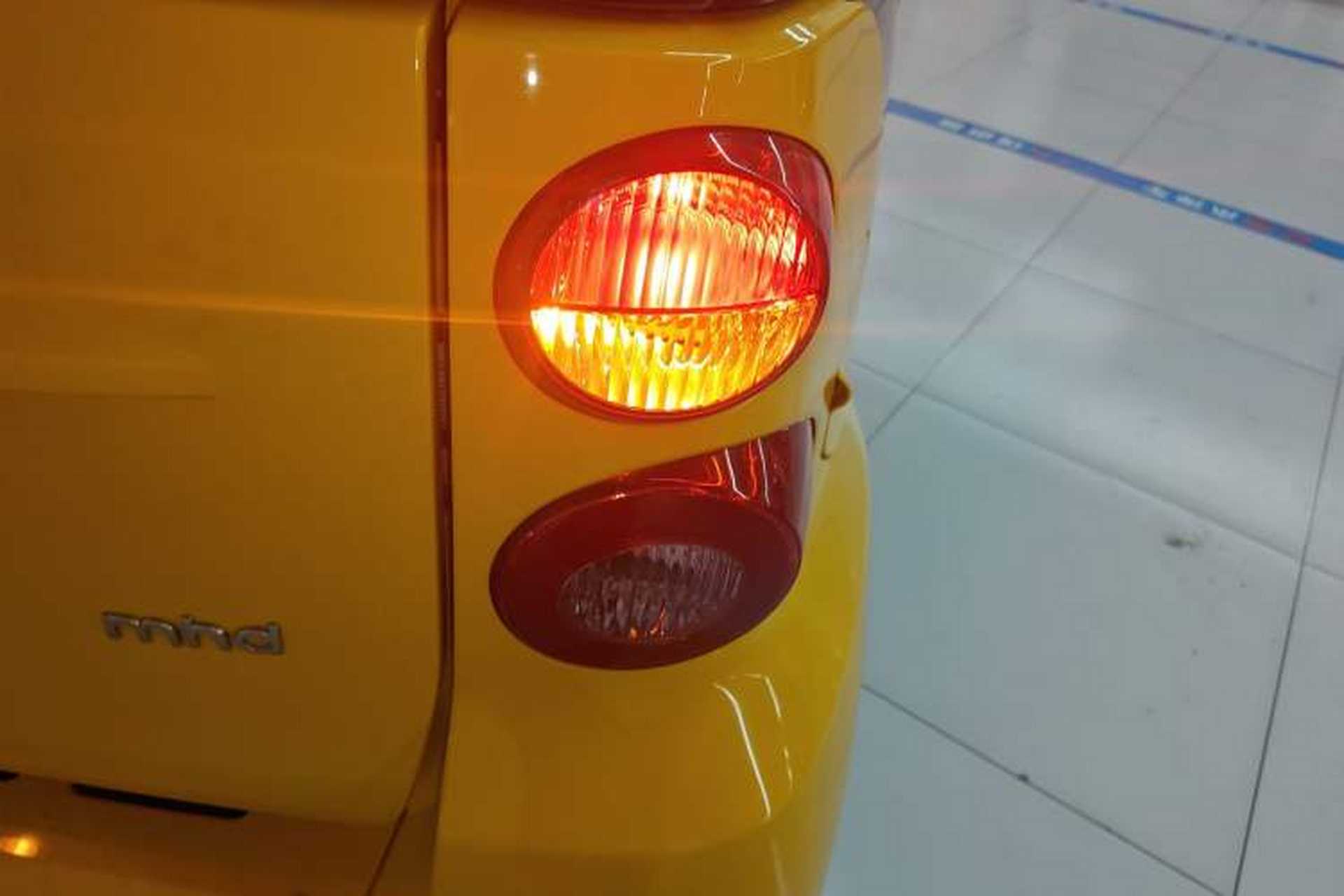 Used smart fortwo 2012 1.0 MHD Hardtop Standard Edition Right Rear Taillight