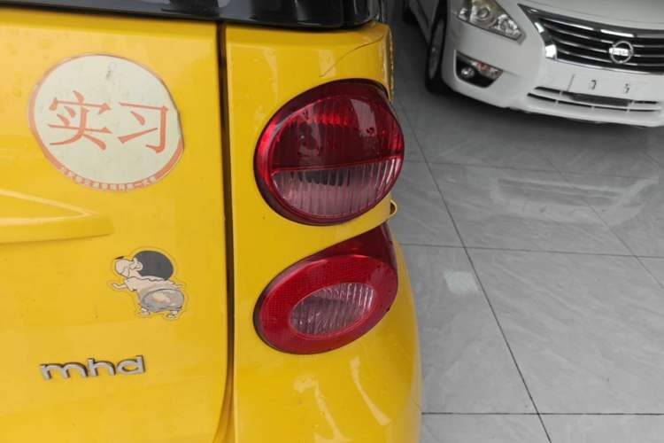 Used smart fortwo 2012 1.0 MHD Hardtop Passion Edition Right Rear Taillight