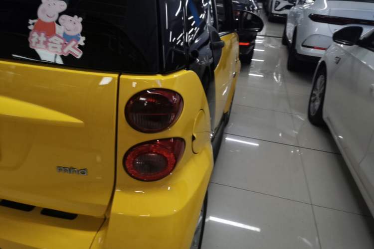 Used smart fortwo 2012 1.0 MHD Hardtop Standard Edition Right Rear Taillight