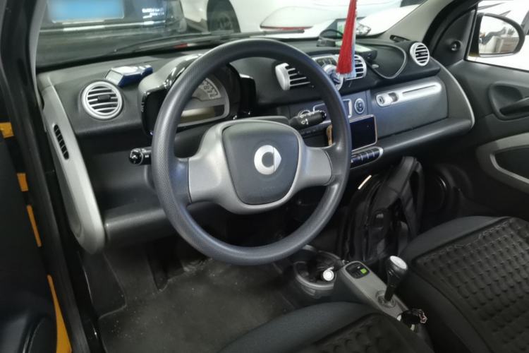 Used smart fortwo 2012 1.0 MHD Hardtop Standard Edition Steering Wheel
