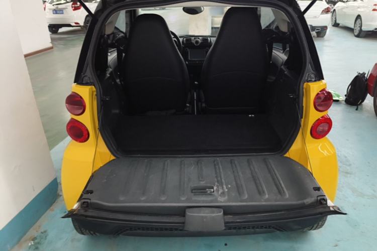 Used smart fortwo 2012 1.0 MHD Hardtop Standard Edition Trunk