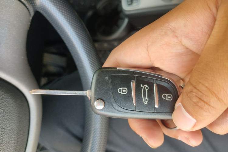 Used smart fortwo 2012 1.0 MHD Hardtop Comfort Edition Vehicle Key