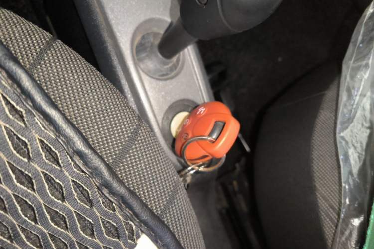 Used smart fortwo 2012 1.0 MHD Hardtop Passion Edition Vehicle Key