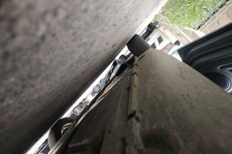 Used smart fortwo 2013 1.0 MHD New Year Special Edition Chassis Rear Left