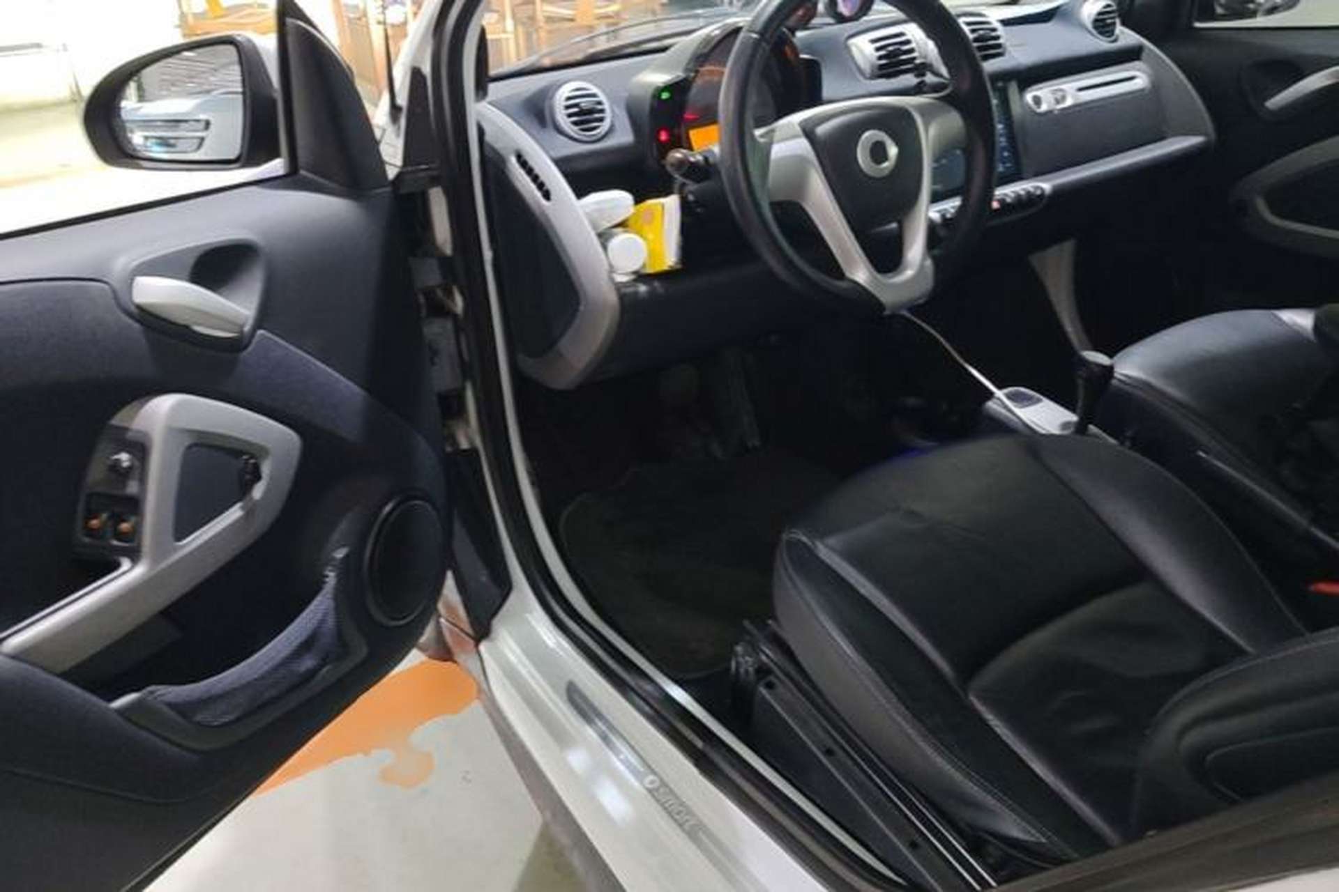 Used smart fortwo 2013 1.0T Hardtop Passion Edition Driver Seat