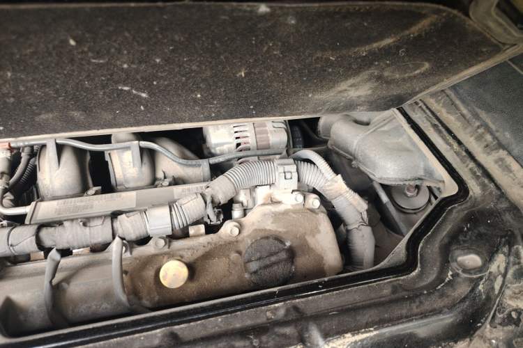 Used smart fortwo 2013 1.0T Convertible City Ranger Special Edition Engine Bay Left