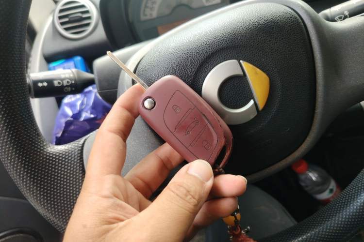 Used smart fortwo 2013 1.0 MHD New Year Special Edition Vehicle Key