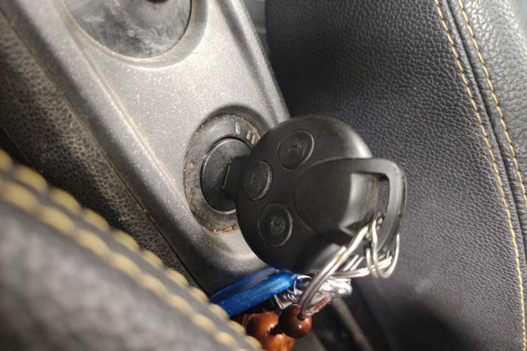 Used smart fortwo 2013 1.0T Convertible City Ranger Special Edition Vehicle Key