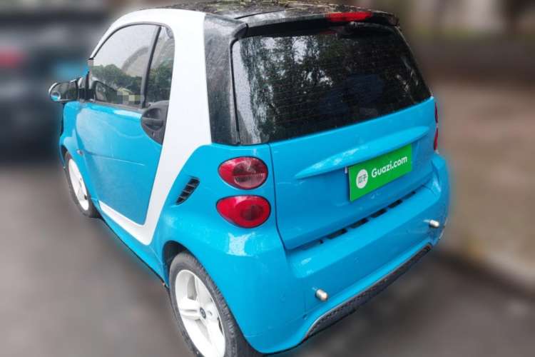Used smart fortwo 2013 1.0T Hardtop Ice Cool Special Edition Exterior 3