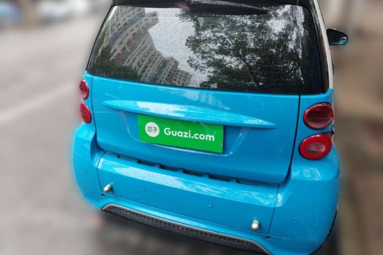 Used smart fortwo 2013 1.0T Hardtop Ice Cool Special Edition Exterior 4