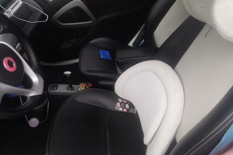 Used smart fortwo 2013 1.0T Convertible Passion Edition Left Front Seat