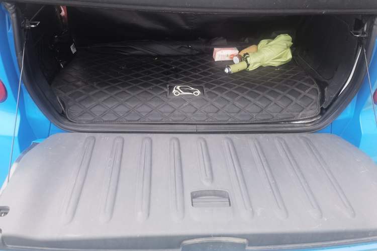 Used smart fortwo 2013 1.0T Convertible Passion Edition Trunk