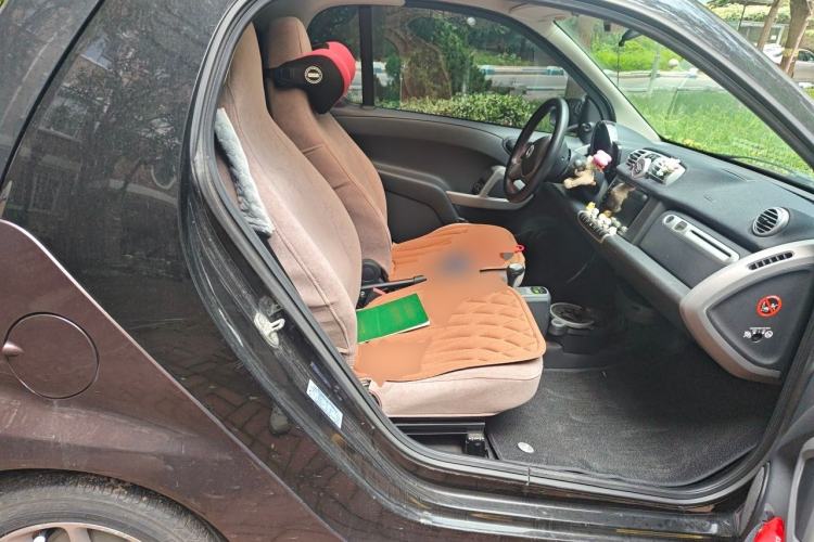 Used smart fortwo 2013 1.0 MHD Hardtop Chocolate Special Edition Left Rear Seat