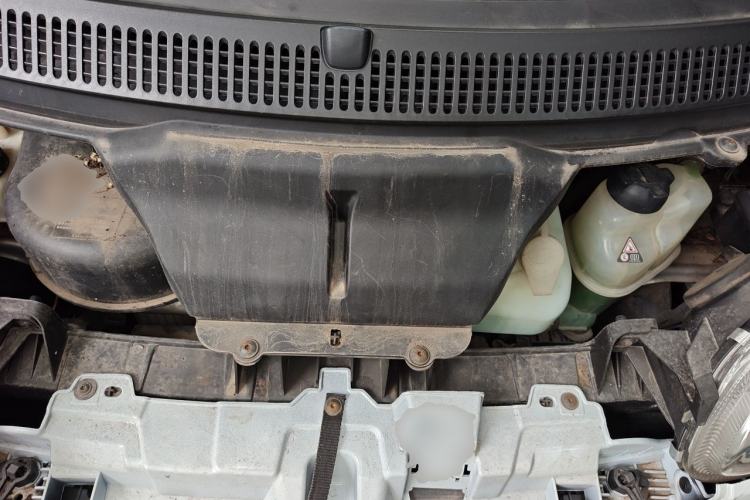 Used smart fortwo 2013 1.0T Hardtop Passion Edition Engine Bay